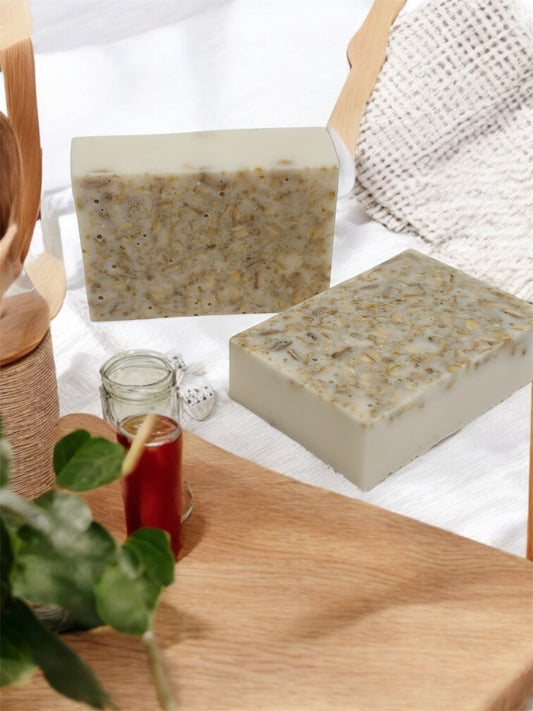 Golden Comfort – Honey, Oats & Goat Milk Bar